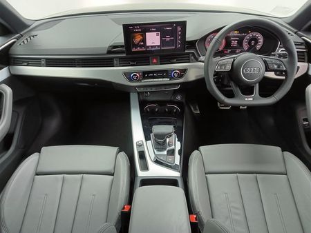 2025-Audi-A4-Black-Edition-Auto-40-TFSI_6