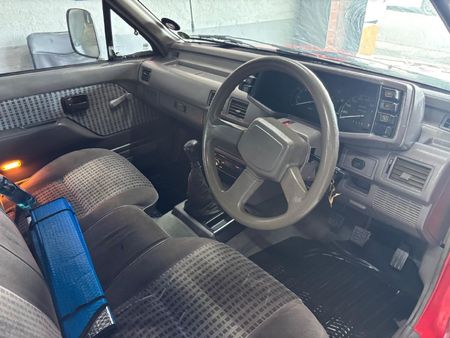 1995-Isuzu-KB-250D-LWB-LE-Single-Cab_5
