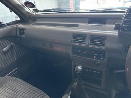 1995-Isuzu-KB-250D-LWB-LE-Single-Cab_6