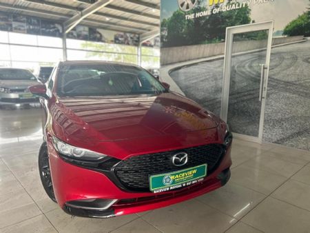 2021-Mazda-3-15-Active_1
