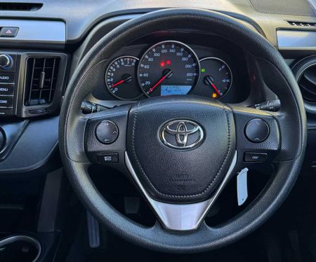 2017-Toyota-RAV4-20-GX_6