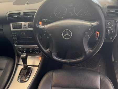 2006-Mercedes-Benz-C-Class-C-320-CDI-Estate-Avantgarde-Auto_7