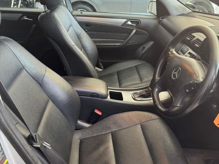 2006-Mercedes-Benz-C-Class-C-320-CDI-Estate-Avantgarde-Auto_8