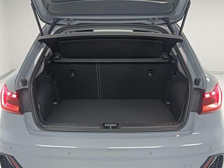 2025-Audi-A1-Audi-A1-Sportback-30TFSI-S-Tronic-Black-Edition_4