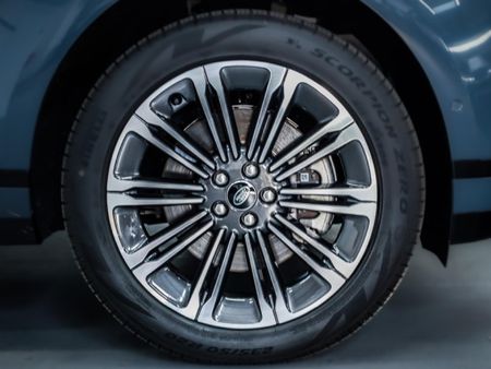 2025-Land-Rover-Range-Rover-Evoque-20D-SE-R-Dynamic-D200-147kW_3