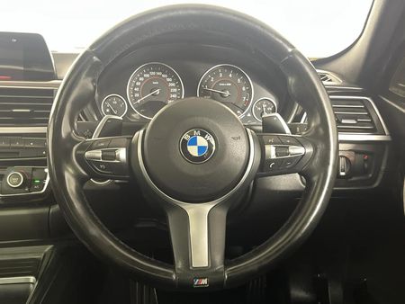 2016-BMW-3-Series-320i-40-Year-Edition-Auto_10