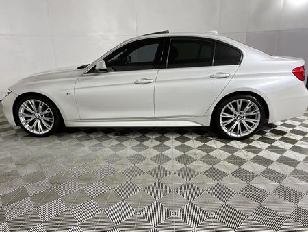 2016-BMW-3-Series-320i-40-Year-Edition-Auto_16