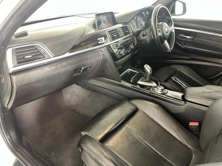 2016-BMW-3-Series-320i-40-Year-Edition-Auto_7
