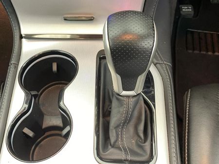 2021-Jeep-Grand-Cherokee-62-SC-Trackhawk_10