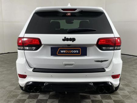 2021-Jeep-Grand-Cherokee-62-SC-Trackhawk_16