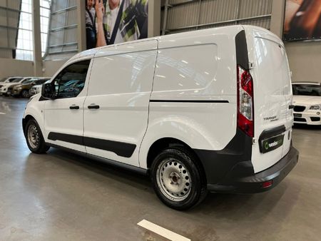 2015-Ford-Transit-Connect-16-TDCi-LWB-Panel-Van_15