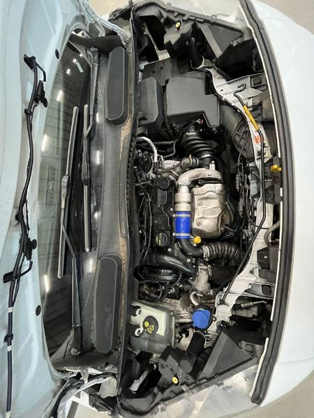 2015-Ford-Transit-Connect-16-TDCi-LWB-Panel-Van_16