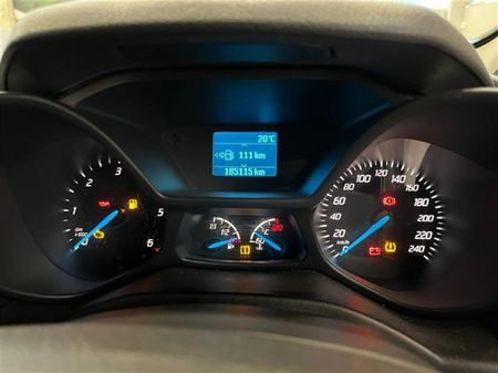 2015-Ford-Transit-Connect-16-TDCi-LWB-Panel-Van_1