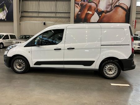 2015-Ford-Transit-Connect-16-TDCi-LWB-Panel-Van_3