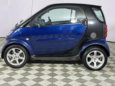2005-Smart-ForTwo-Coupe-Pulse_12