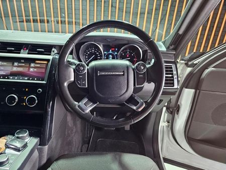 2018-Land-Rover-Discovery-30-TD6-S_10