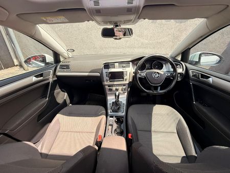 2015-Volkswagen-Golf-VII-14-TSI-Comfortline-Auto_6