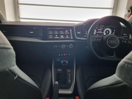 2025-Audi-A1-Sportback-30-TFSI-Black-Edition-S-Tronic_15