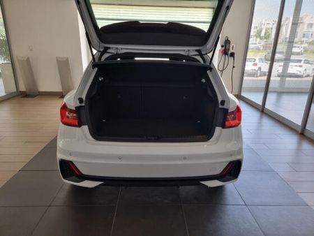 2025-Audi-A1-Sportback-30-TFSI-Black-Edition-S-Tronic_5