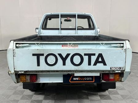 1989-Toyota-Hilux-1800-S-Single-Cab_7