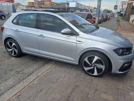 2022-Volkswagen-Polo-10-TSI-Comfortline-Auto_0