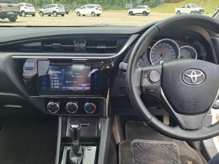 2021-Toyota-Corolla-Quest-18-Prestige-Auto_9