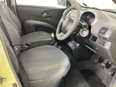 2004-Nissan-Micra-14-Comfort_9