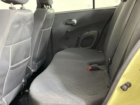 2004-Nissan-Micra-14-Comfort_3