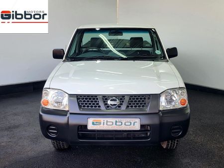 2016-Nissan-NP300-20i-LWB-Single-Cab_1