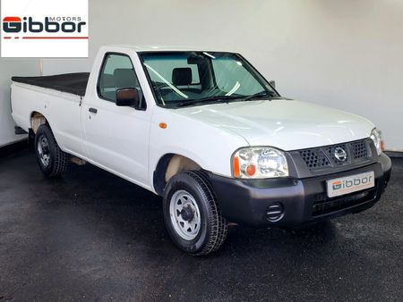 2016-Nissan-NP300-20i-LWB-Single-Cab_2
