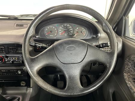 2000-Kia-Sportage-20_11