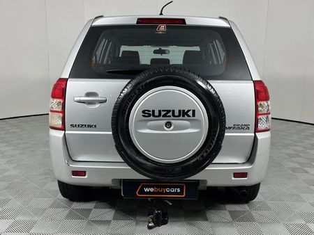 2015-Suzuki-Grand-Vitara-24-Dune_10