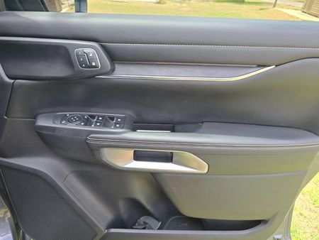 2024-Ford-Ranger-30TD-V6-Platinum-4WD-Double-Cab_10
