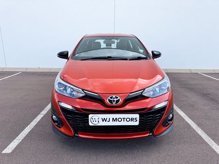 2018-Toyota-Yaris-15-Sport-5-dr_2