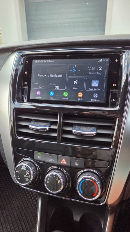 2018-Toyota-Yaris-15-XS-Auto-5-dr_9
