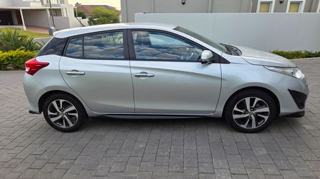 2018-Toyota-Yaris-15-XS-Auto-5-dr_2