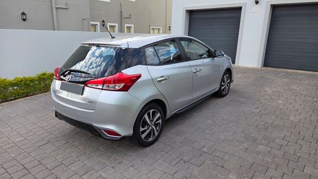 2018-Toyota-Yaris-15-XS-Auto-5-dr_4
