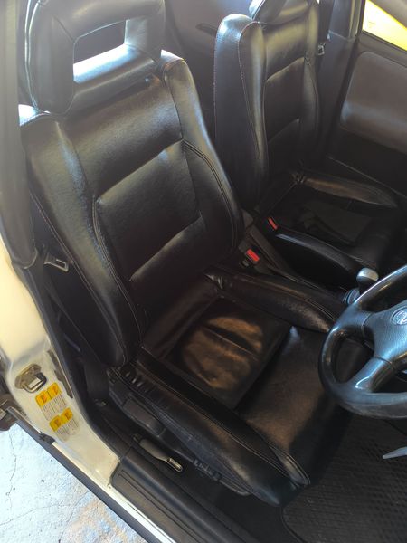 1994-Nissan-Sentra-200-STi_13