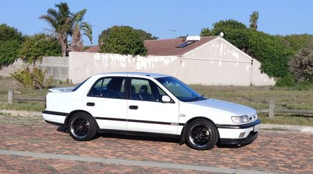 1994-Nissan-Sentra-200-STi_15