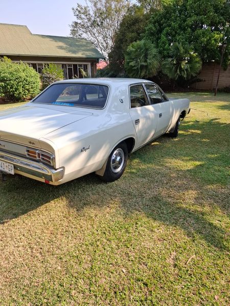 1973-Chrysler-Valiant-Signet_2