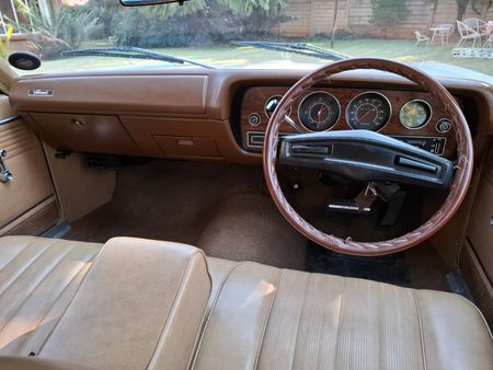 1973-Chrysler-Valiant-Signet_4