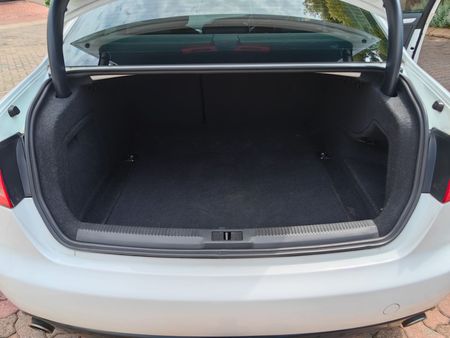 2009-Audi-A4-30-TDI-quattro-Ambiente-Auto_8