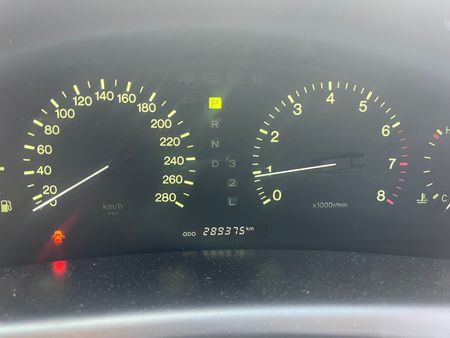 1998-Lexus-LS-400_5