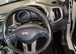 Thumbnail: 2015-Kia-Sportage-20-CRDi-Auto_4