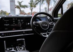 Thumbnail: 2023-Kia-Sportage-16-T-GDI-LX-Auto_14