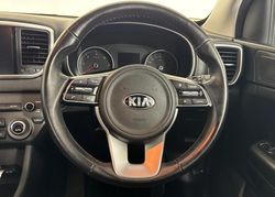 Thumbnail: 2021-Kia-Sportage-20-CRDi-EX-Auto_9