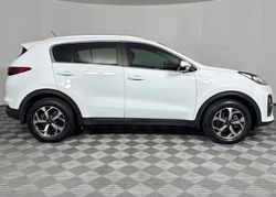 Thumbnail: 2020-Kia-Sportage-20-CRDi-Ignite-Auto_17