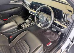 Thumbnail: 2023-Kia-Sportage-16-T-GDI-GT-Line-Auto_9