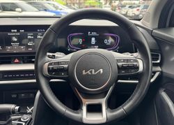 Thumbnail: 2024-Kia-Sportage-16-CRDi-lX-Auto_10