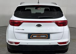 Thumbnail: 2017-Kia-Sportage-20-Ignite-Auto_16